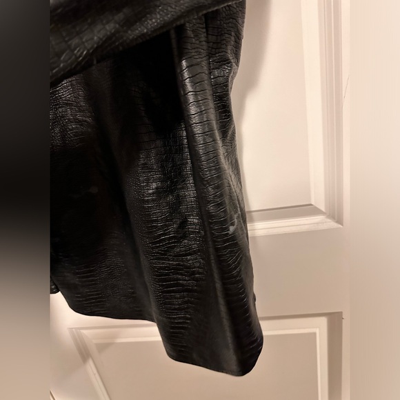 NOISY MAY McGuire Leather Shacket - Picture 10 of 11